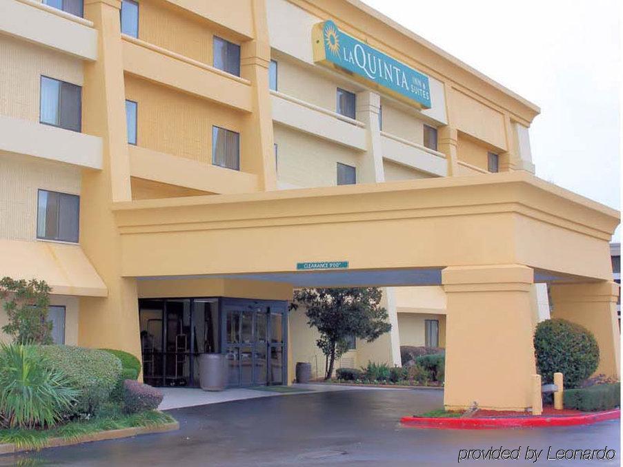 Baymont By Wyndham Texarkana Exterior photo