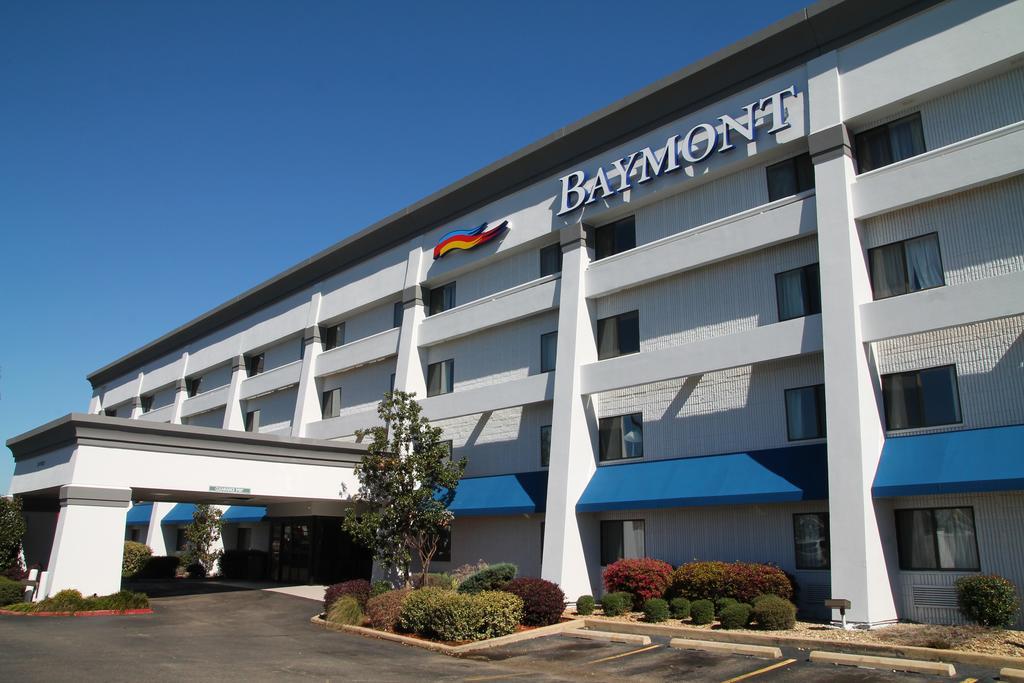 Baymont By Wyndham Texarkana Exterior photo