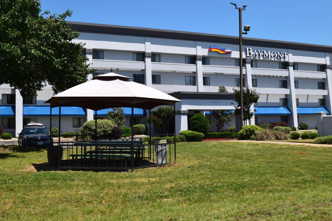 Baymont By Wyndham Texarkana Exterior photo