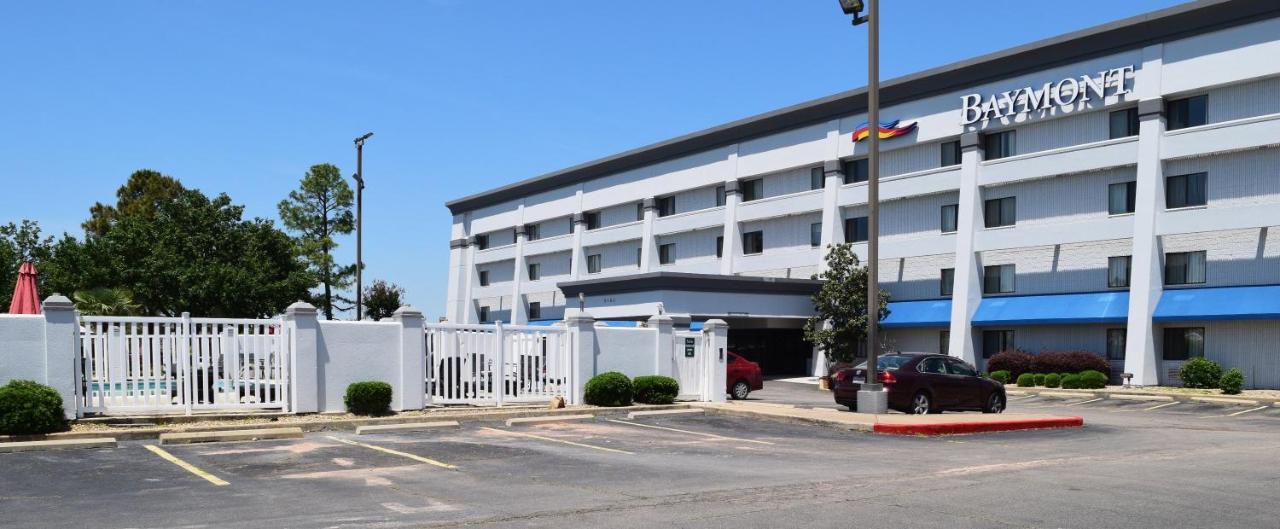 Baymont By Wyndham Texarkana Exterior photo